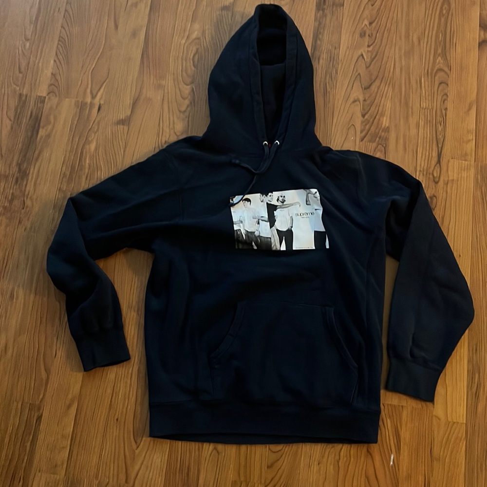 Supreme hoodie